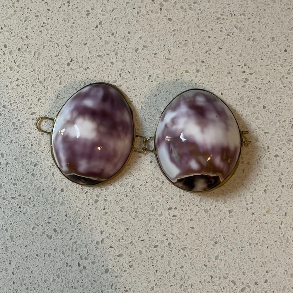Vintage handmade purple seashell jewelry box